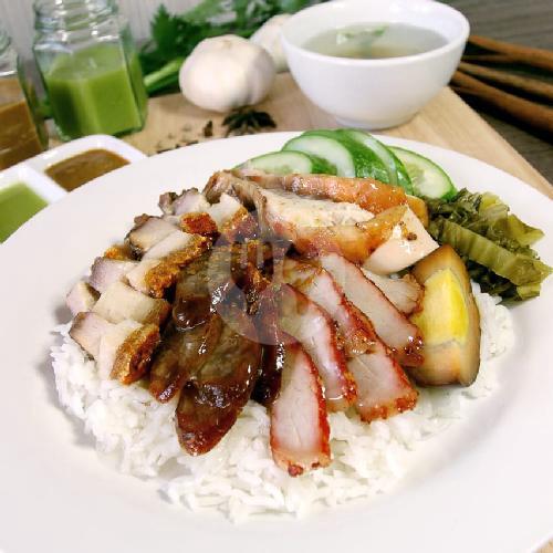 Nasi Campur Akwang Pontianak yang legendaris